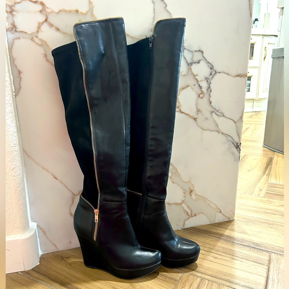 Knee High Wedge Leather Boots Size 6 Saks Fifth Avenue